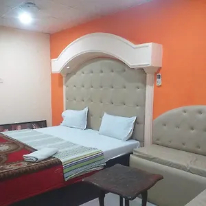 Saniya Palace ** Agra (Uttar Pradesh)